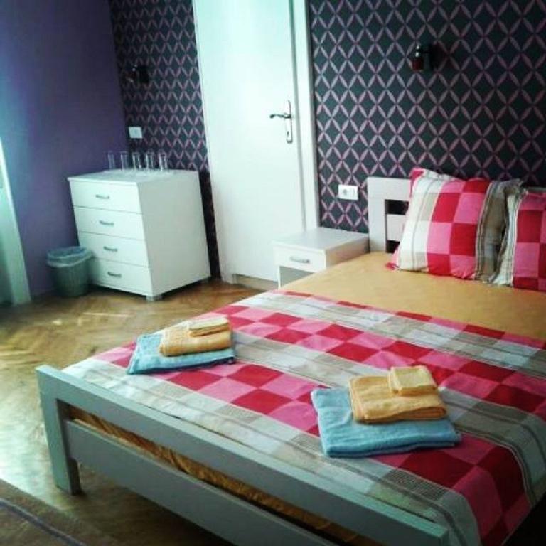Family Top Rooms Bela Lada Sobe Νόβι Σαντ Εξωτερικό φωτογραφία