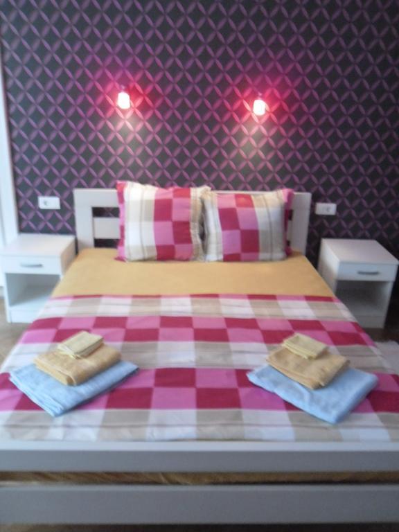 Family Top Rooms Bela Lada Sobe Νόβι Σαντ Δωμάτιο φωτογραφία